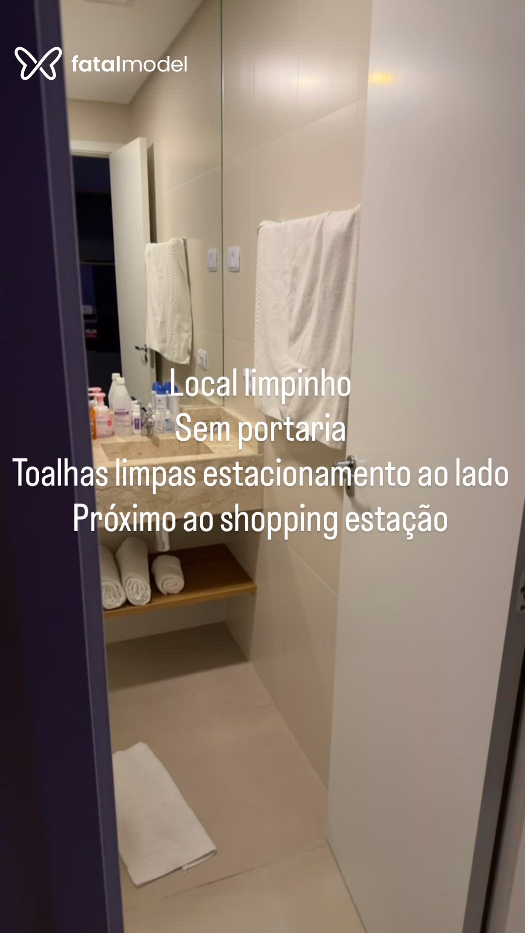 Acompanhante mulher trans morena (o) de olhos pretos - Flávia Junqueira