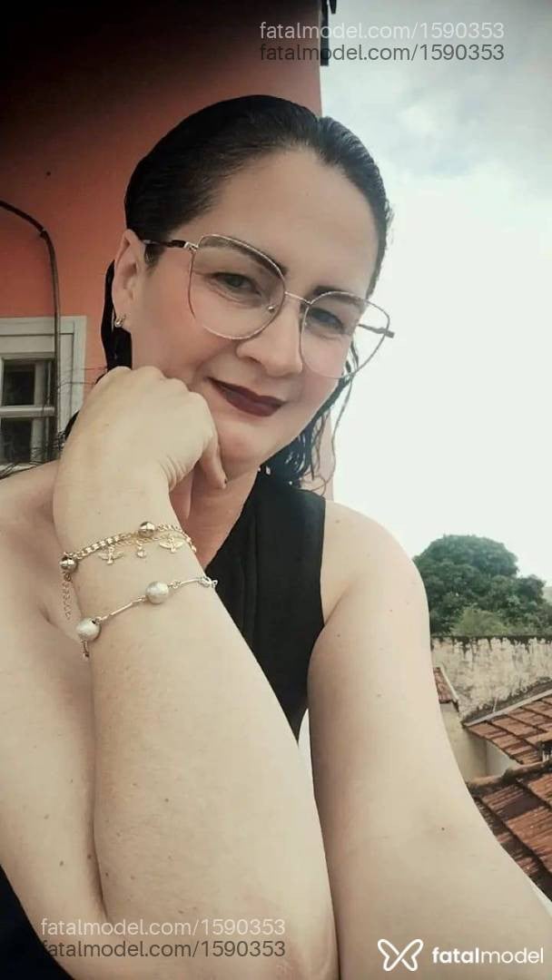 Acompanhante mulher ruiva (o) de olhos verdes - Bruna