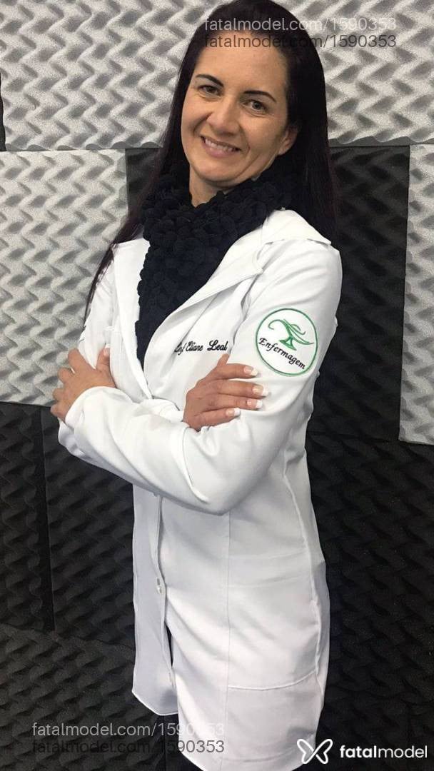 Acompanhante mulher ruiva (o) de olhos verdes - Bruna