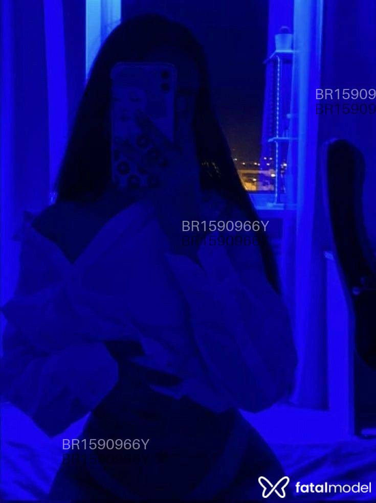 Acompanhante mulher com cabelo castanho de olhos castanhos em Quixadá Acompanhante mulher com cabelo castanho de olhos castanhos em Quixadá - Vanessa Matos