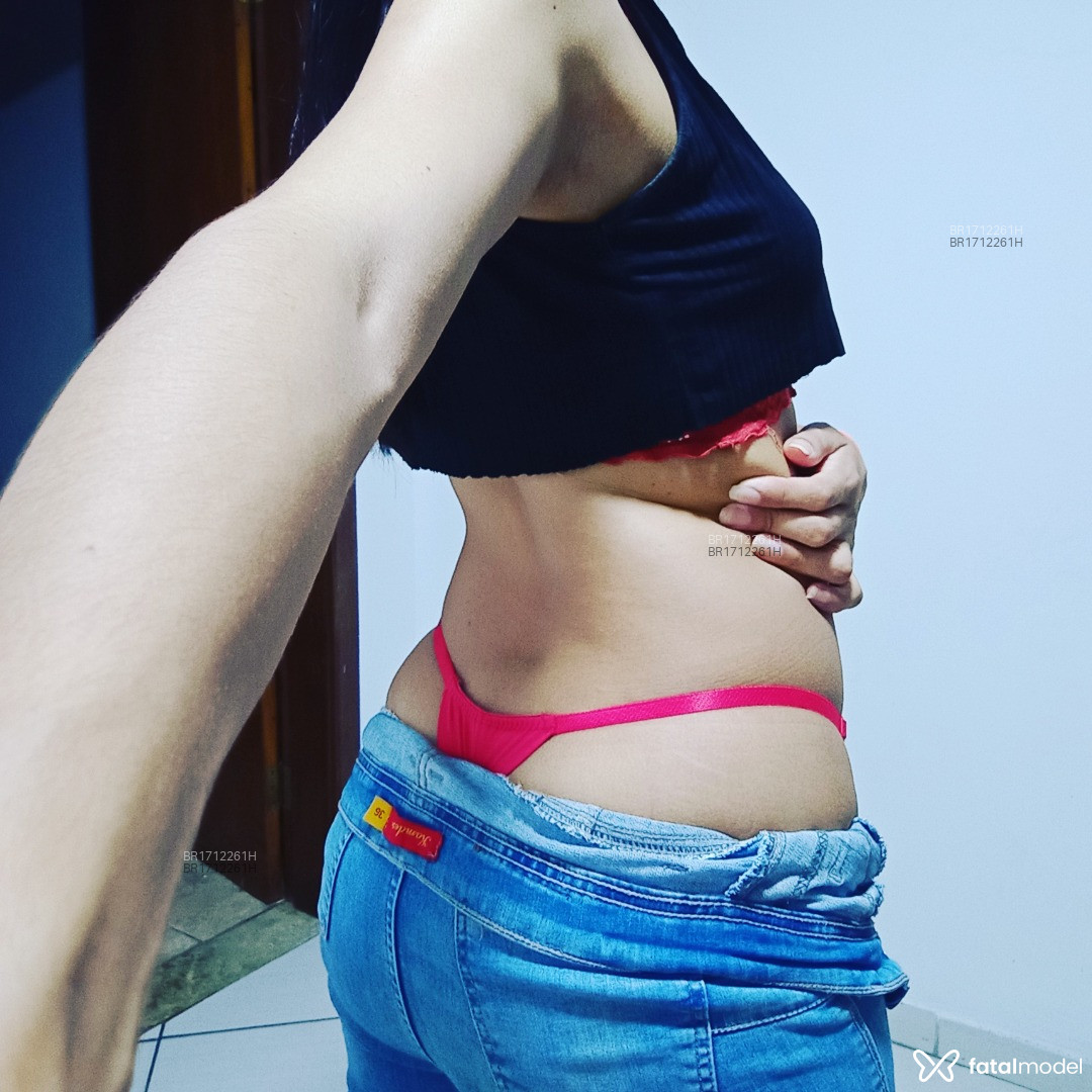 Acompanhante mulher com cabelo castanho de olhos castanhos em Virtual - Amanda