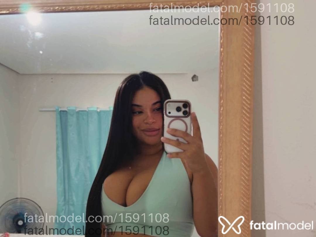 Acompanhante mulher morena (o) de olhos pretos - Amanda Ferraz