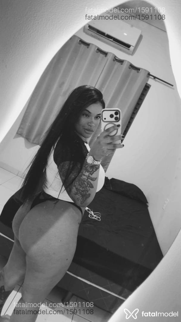 Acompanhante mulher morena (o) de olhos pretos - Amanda Ferraz
