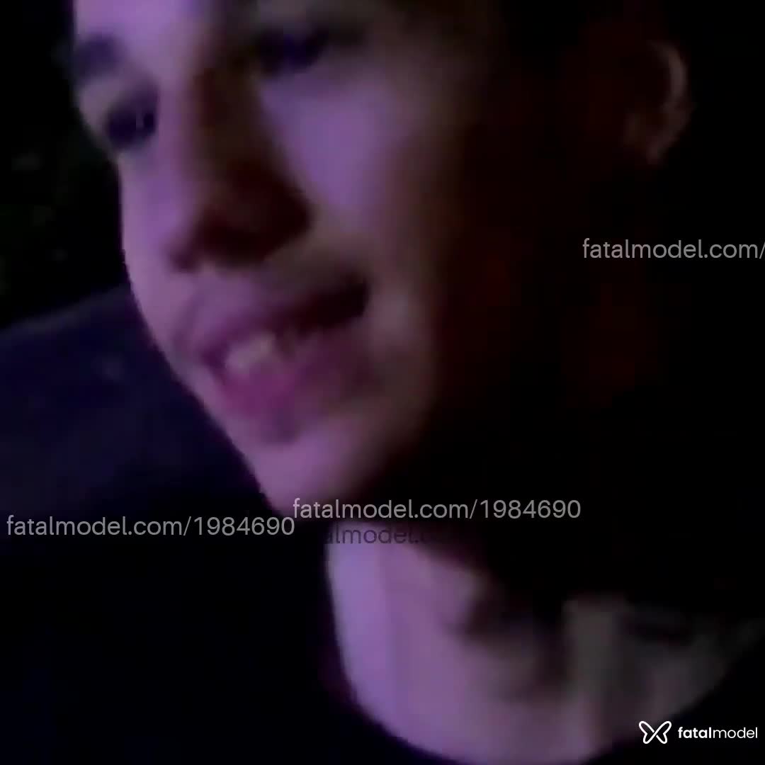 Acompanhante homem com cabelo castanho de olhos castanhos em Chapecó Acompanhante homem com cabelo castanho de olhos castanhos em Chapecó - Diego