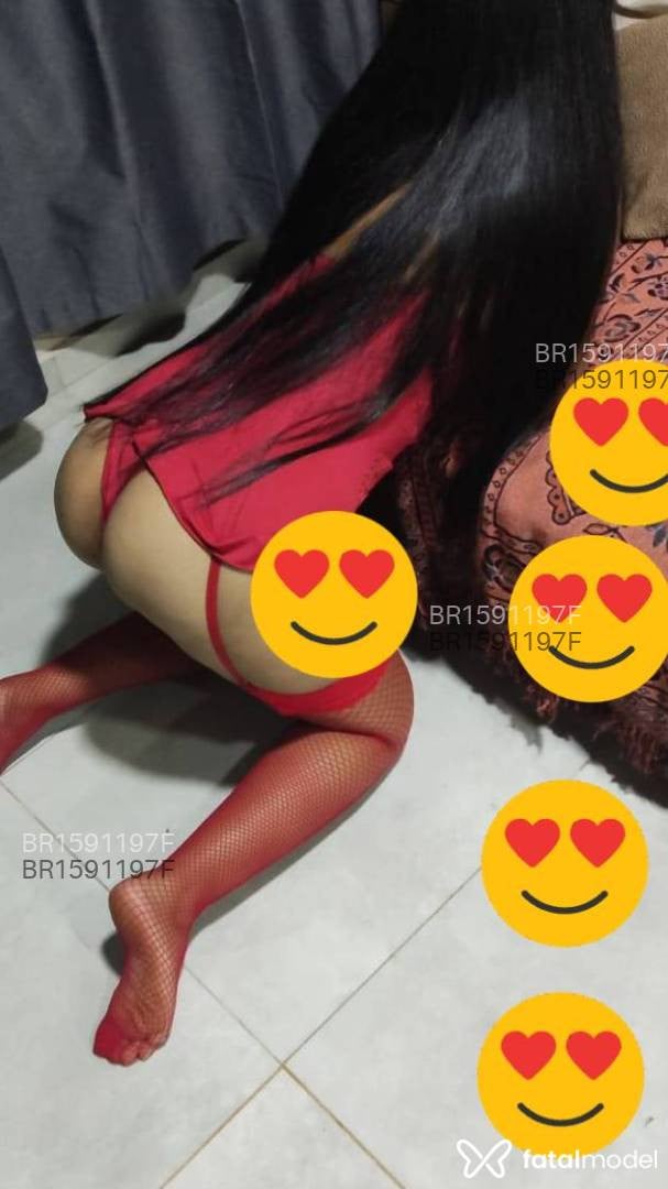 Acompanhante mulher com cabelo castanho de olhos castanhos em Foz do Iguaçu - Rebeca