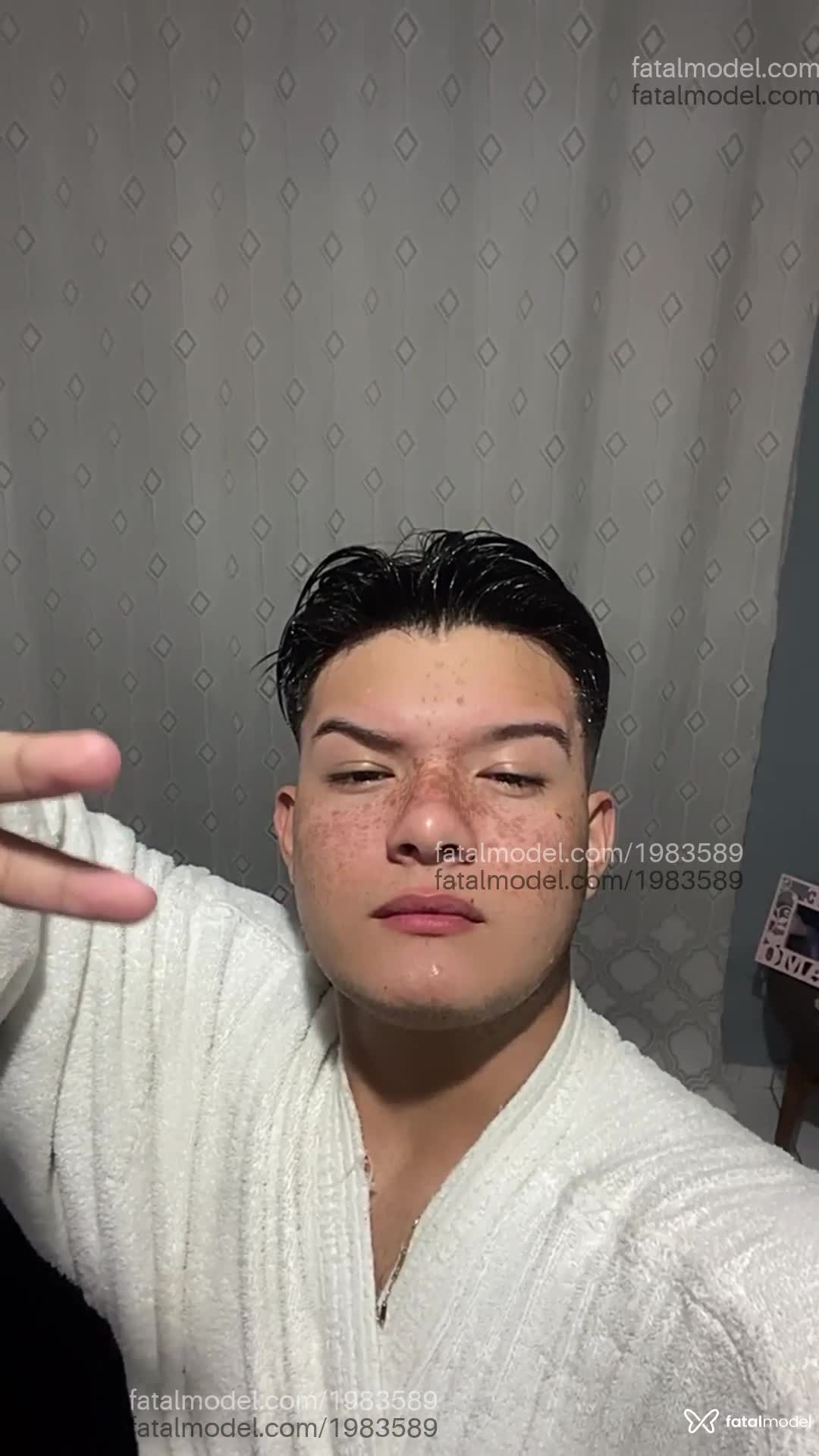 Acompanhante homem com cabelo castanho de olhos castanhos em Rio de Janeiro - Neox silva