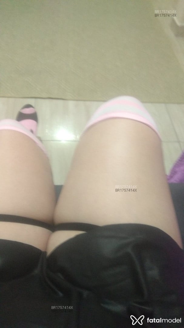 Acompanhante mulher morena (o) de olhos castanhos em Joinville - Giovanna Amery