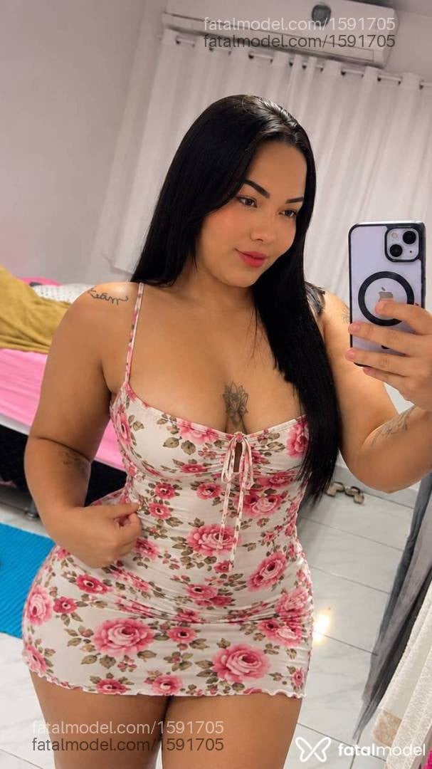 Acompanhante mulher morena (o) de olhos pretos - Gaby