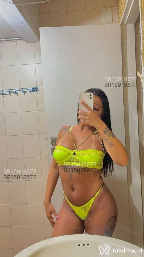 Acompanhante mulher com cabelo castanho de olhos mel em Valença Acompanhante mulher com cabelo castanho de olhos mel em Valença - Manuelly
