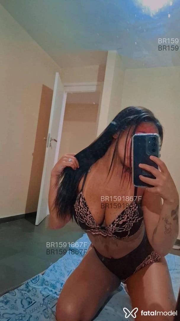 Acompanhante mulher com cabelo castanho de olhos mel em Valença Acompanhante mulher com cabelo castanho de olhos mel em Valença - Manuelly