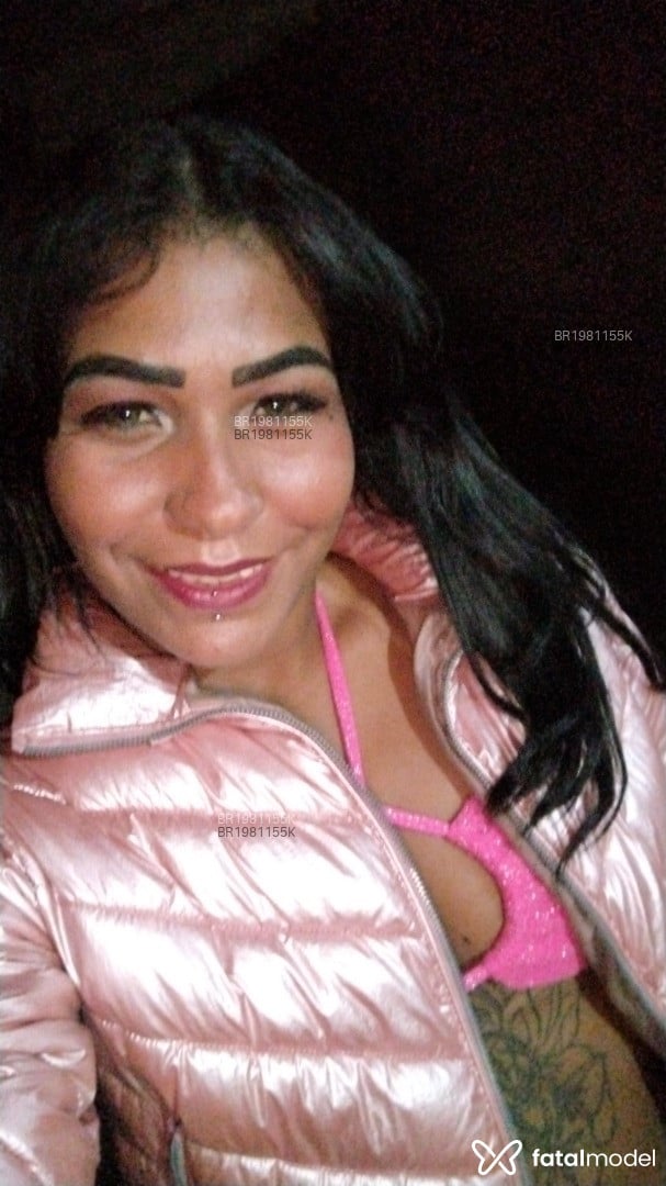 Acompanhante mulher morena (o) de olhos castanhos em Vila Velha Acompanhante mulher morena (o) de olhos castanhos em Vila Velha - Gaby