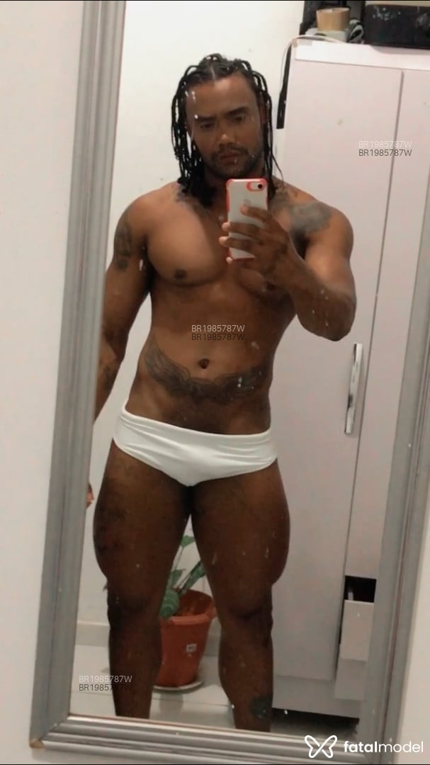 Acompanhante homem morena (o) de olhos pretos - João Pedro Acompanhante homem morena (o) de olhos pretos - João Pedro