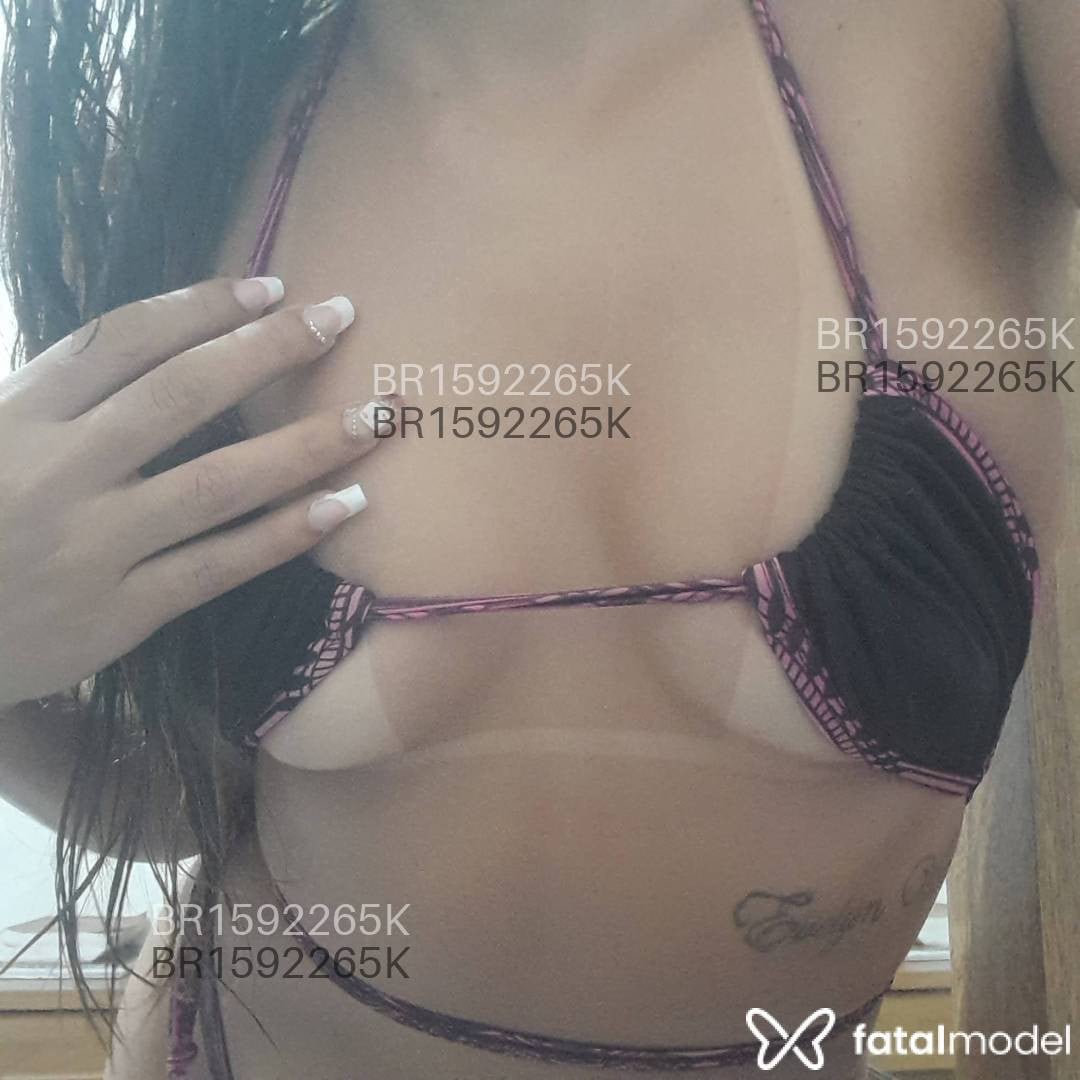 Acompanhante mulher morena (o) de olhos castanhos - Sarah suíte