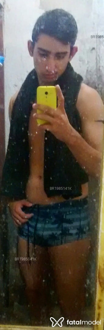 Acompanhante homem com cabelo castanho de olhos castanhos em São Paulo - Romário