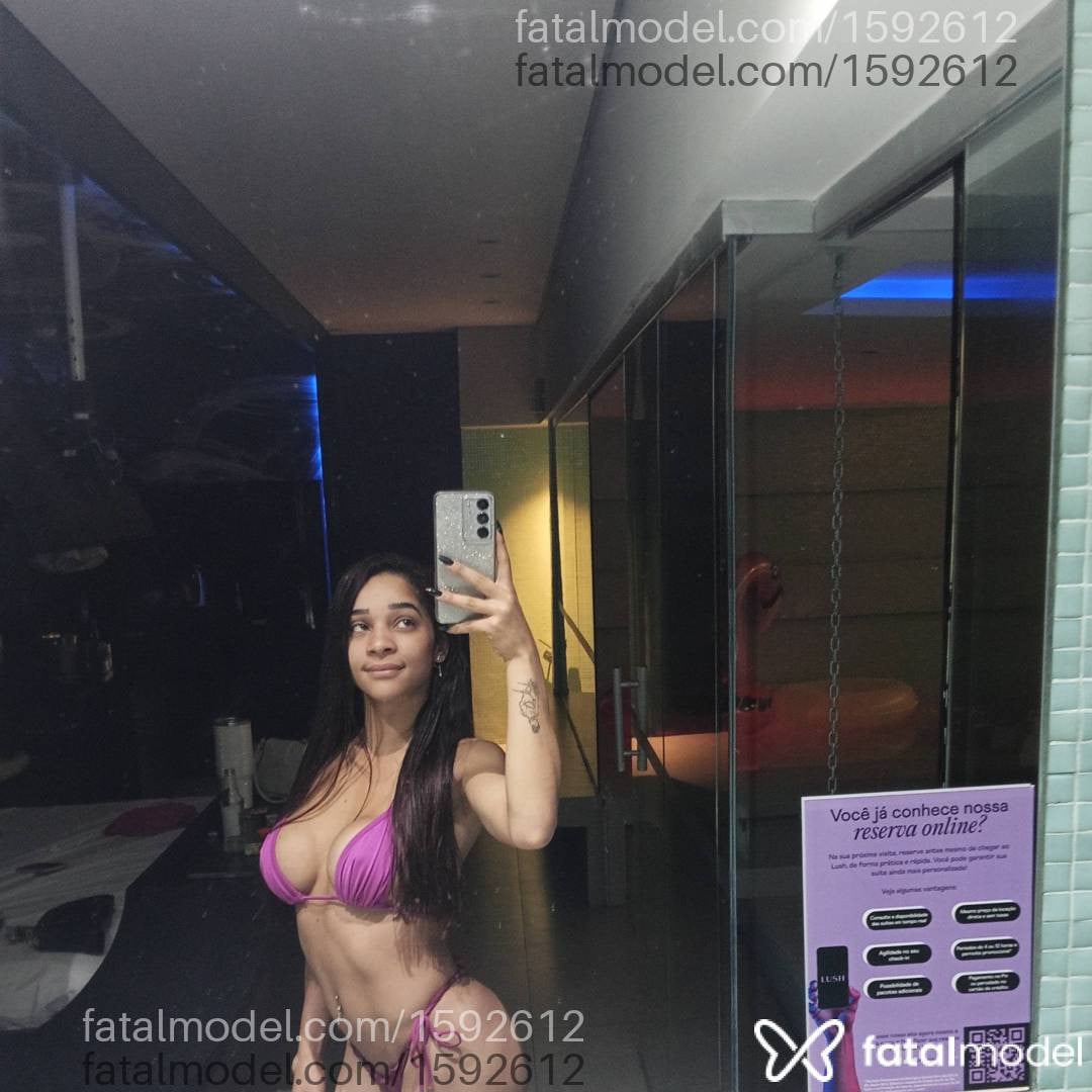 Acompanhante mulher ruiva (o) de olhos castanhos em São Paulo - Ivy Cristina
