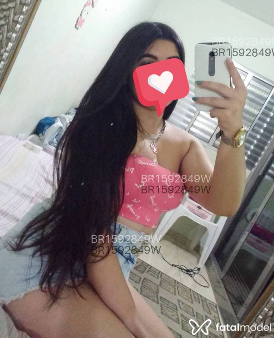 Acompanhante mulher com cabelo castanho de olhos castanhos em Divinópolis - Catarine keeny