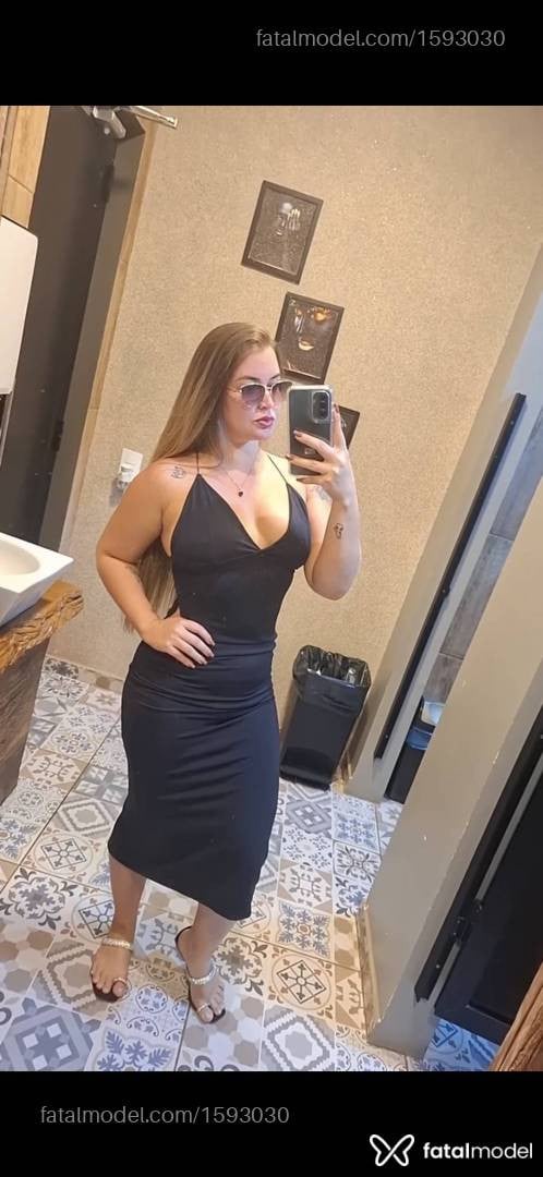 Acompanhante mulher loira (o) de olhos verdes - Josyr Mamed