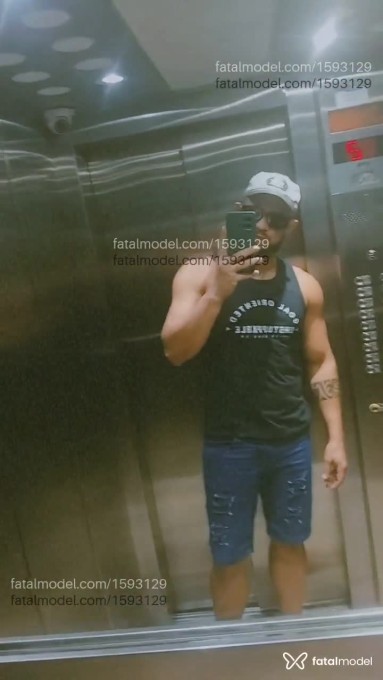 Acompanhante homem morena (o) de olhos castanhos em Campinas - Rapha Ribeiro