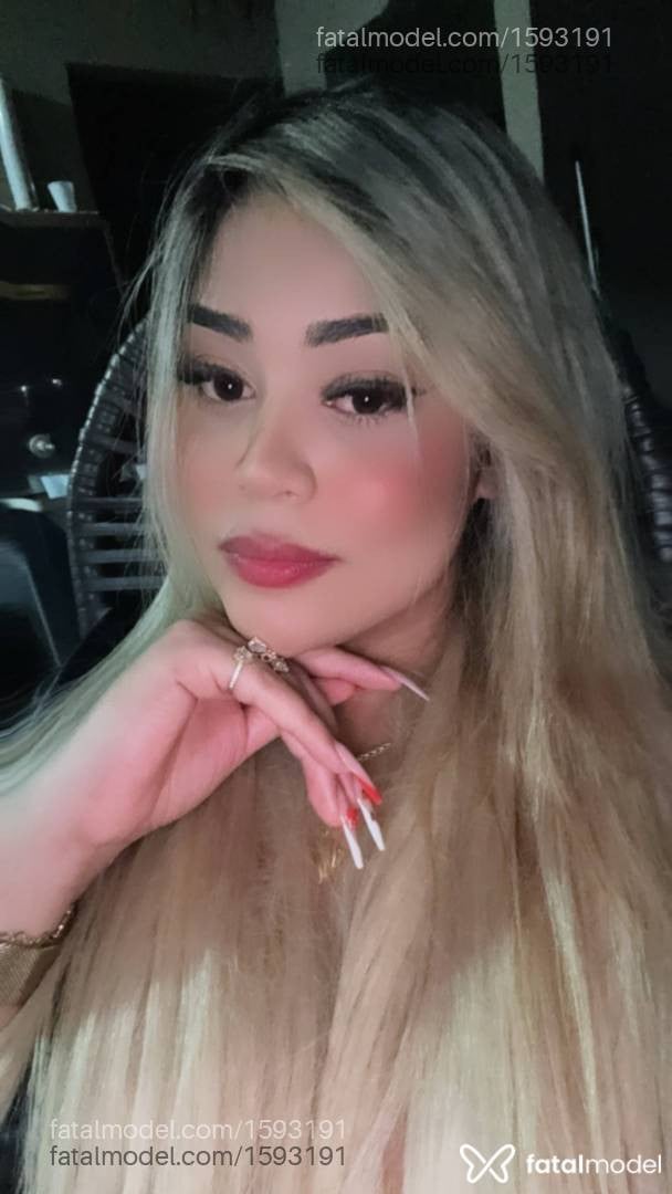 Acompanhante mulher trans loira (o) de olhos castanhos em Rio Verde - Agatha Bolzani