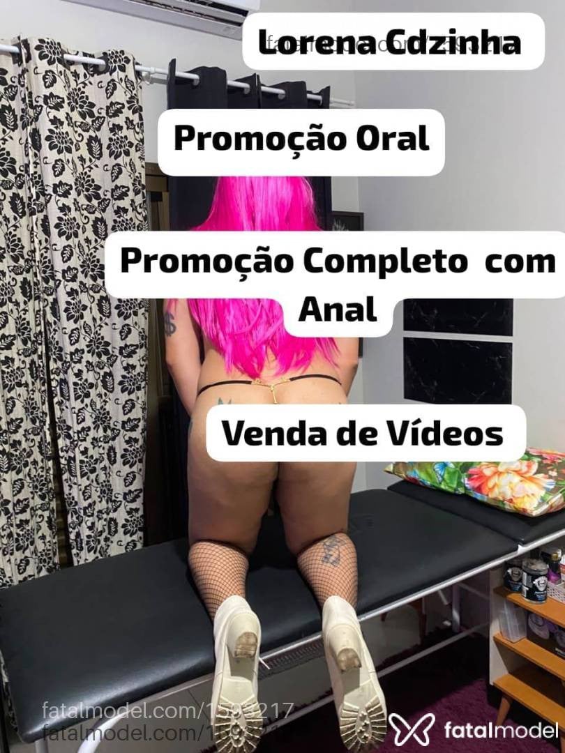 Acompanhante mulher trans ruiva (o) de olhos castanhos - Lorena Karvalho