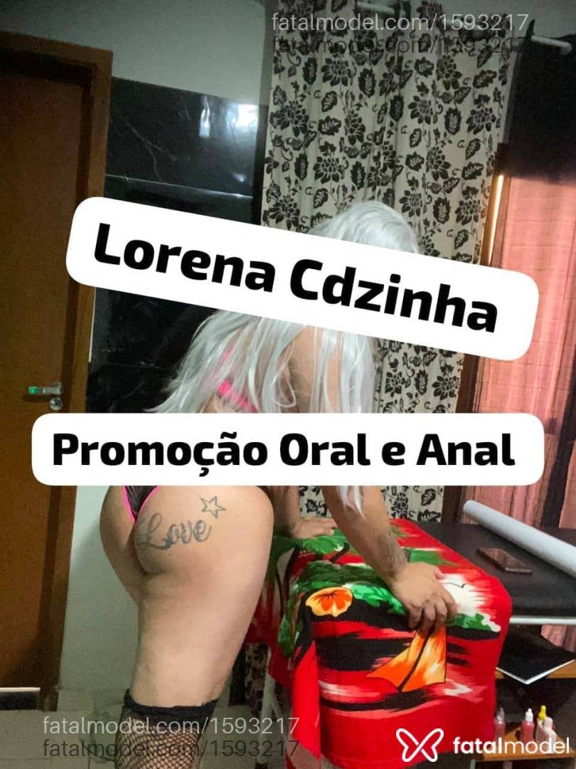 Acompanhante mulher trans ruiva (o) de olhos castanhos - Lorena Karvalho