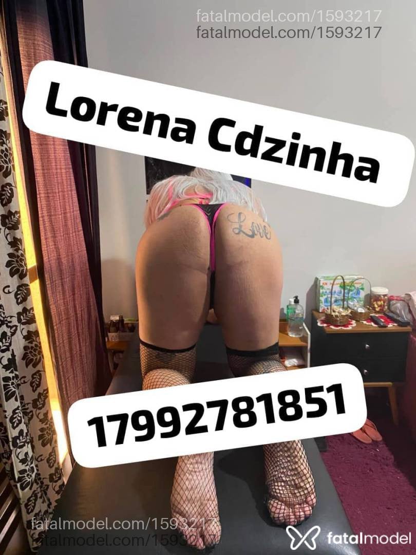 Acompanhante mulher trans ruiva (o) de olhos castanhos - Lorena Karvalho