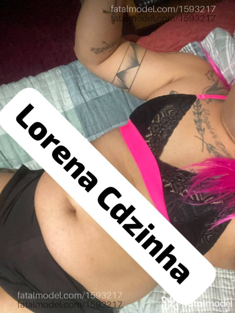 Acompanhante mulher trans ruiva (o) de olhos castanhos - Lorena Karvalho