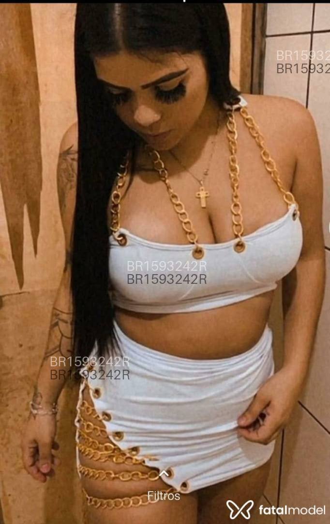 Acompanhante mulher morena (o) de olhos pretos em São José - Júlia Monteiro