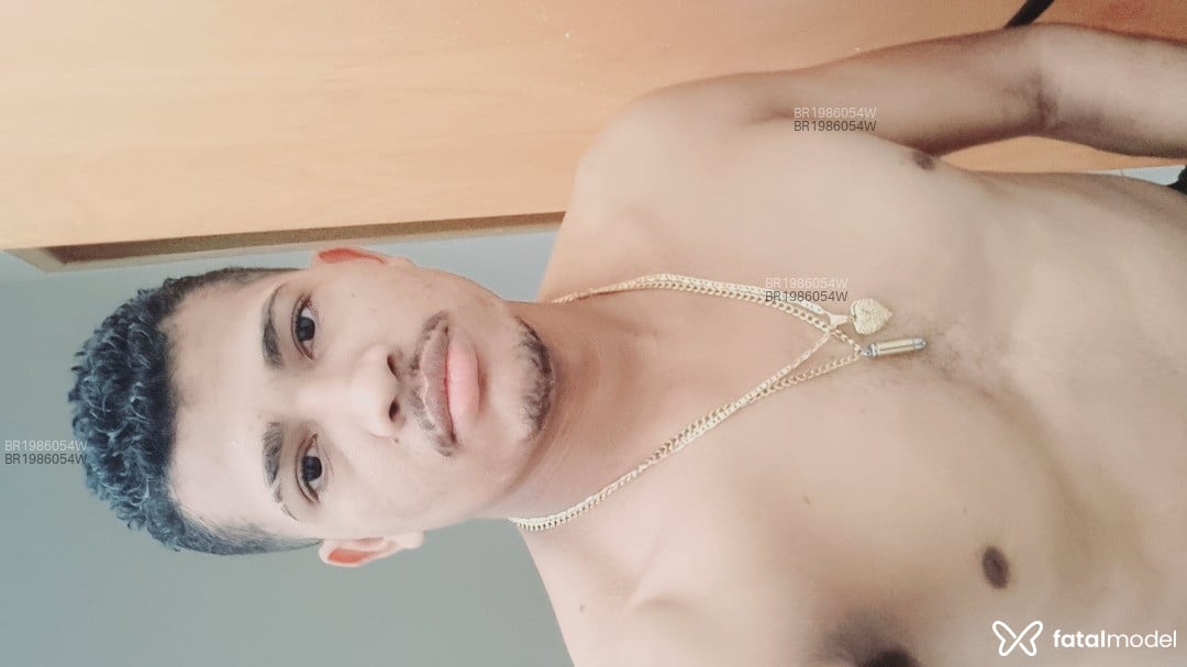 Acompanhante homem morena (o) de olhos pretos em Uberlândia - Geanison
