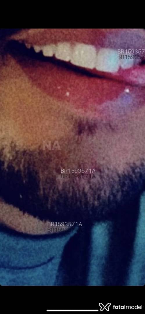 Acompanhante homem morena (o) de olhos castanhos em Pinhais Acompanhante homem morena (o) de olhos castanhos em Pinhais - Lucas
