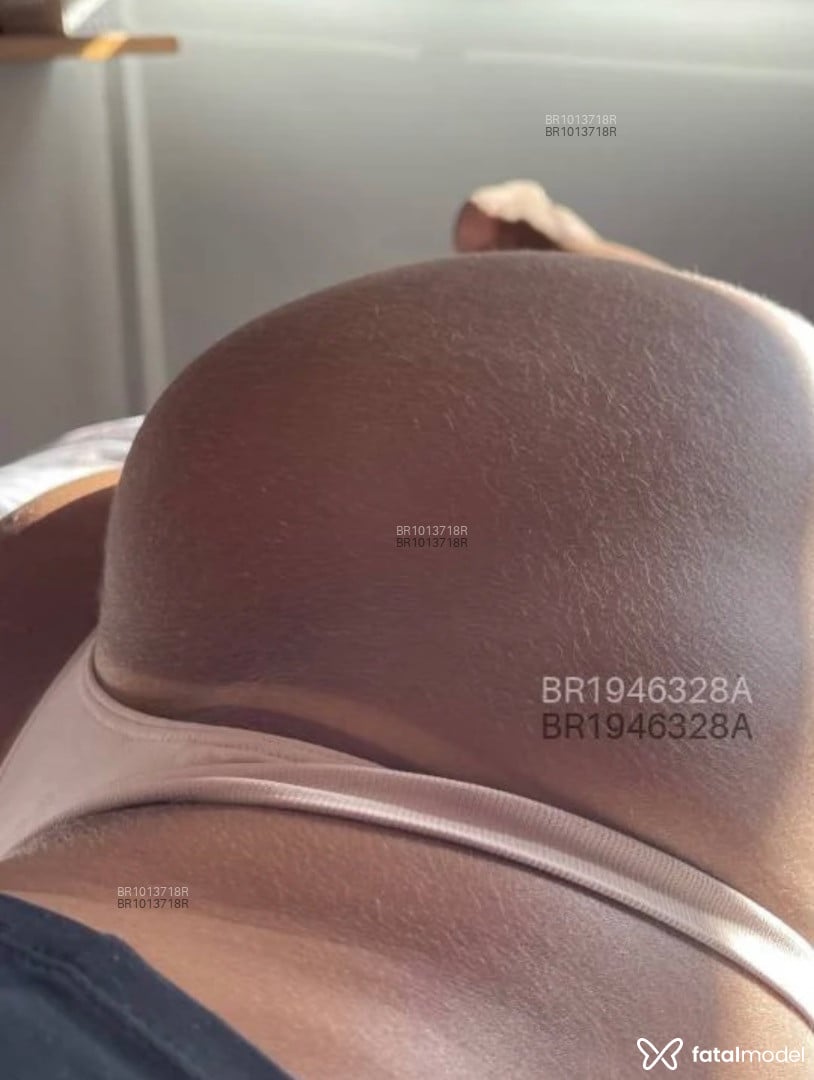 Acompanhante mulher morena (o) de olhos castanhos em Volta Redonda - Suzzy