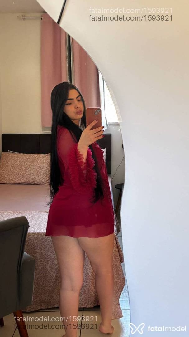 Acompanhante mulher morena (o) de olhos castanhos - Stelinha