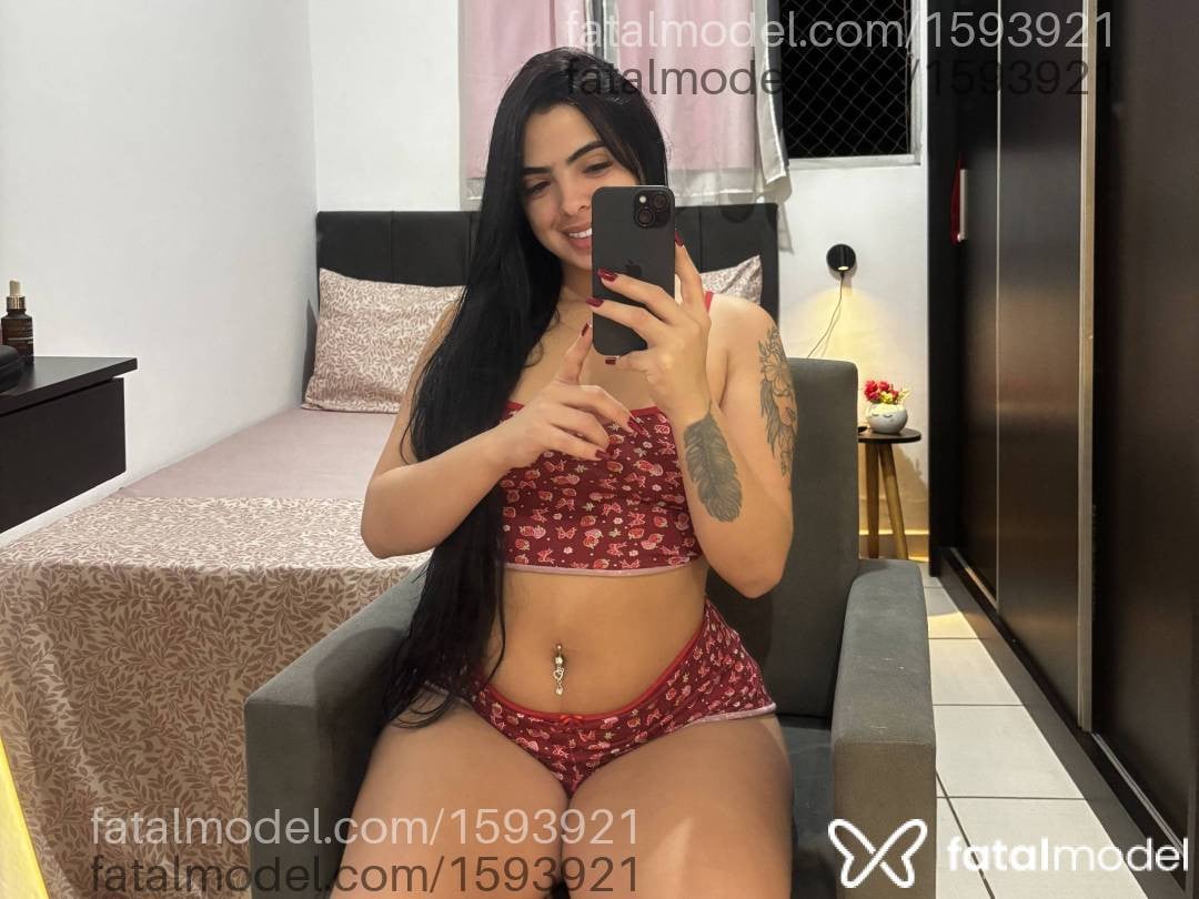 Acompanhante mulher morena (o) de olhos castanhos - Stelinha