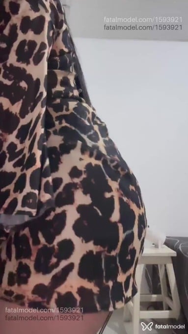 Acompanhante mulher morena (o) de olhos castanhos em São Lourenço Acompanhante mulher morena (o) de olhos castanhos em São Lourenço - Stelinha