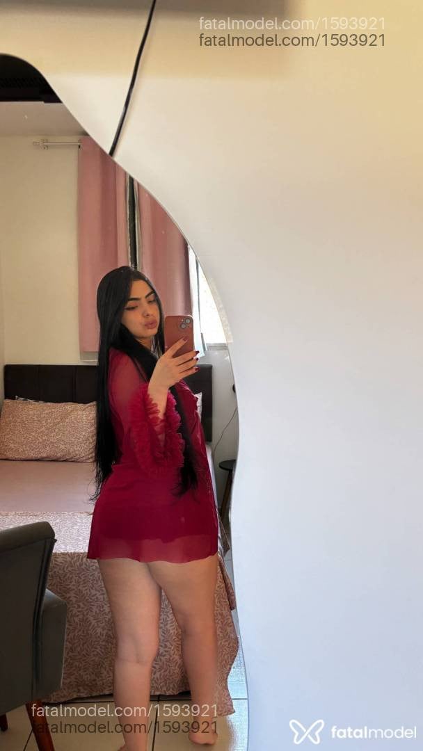 Acompanhante mulher morena (o) de olhos castanhos - Stelinha