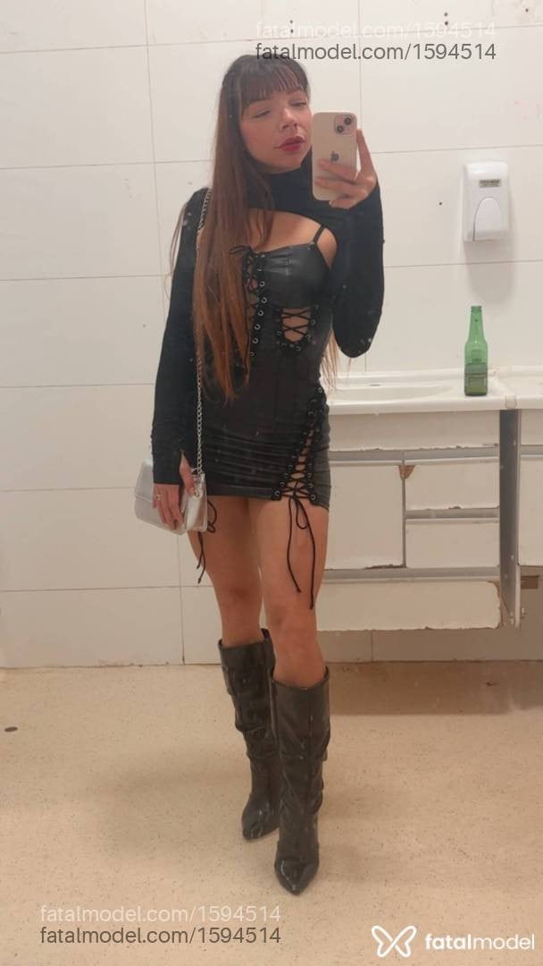 Acompanhante mulher ruiva (o) de olhos castanhos - Japinha