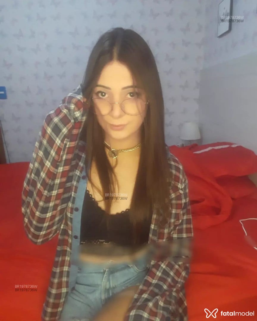 Acompanhante mulher trans com cabelo castanho de olhos castanhos em São Paulo - Rayanna