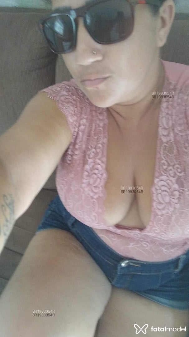 Acompanhante mulher com cabelo castanho de olhos mel em Pontes e Lacerda Acompanhante mulher com cabelo castanho de olhos mel em Pontes e Lacerda - Morena Gomes