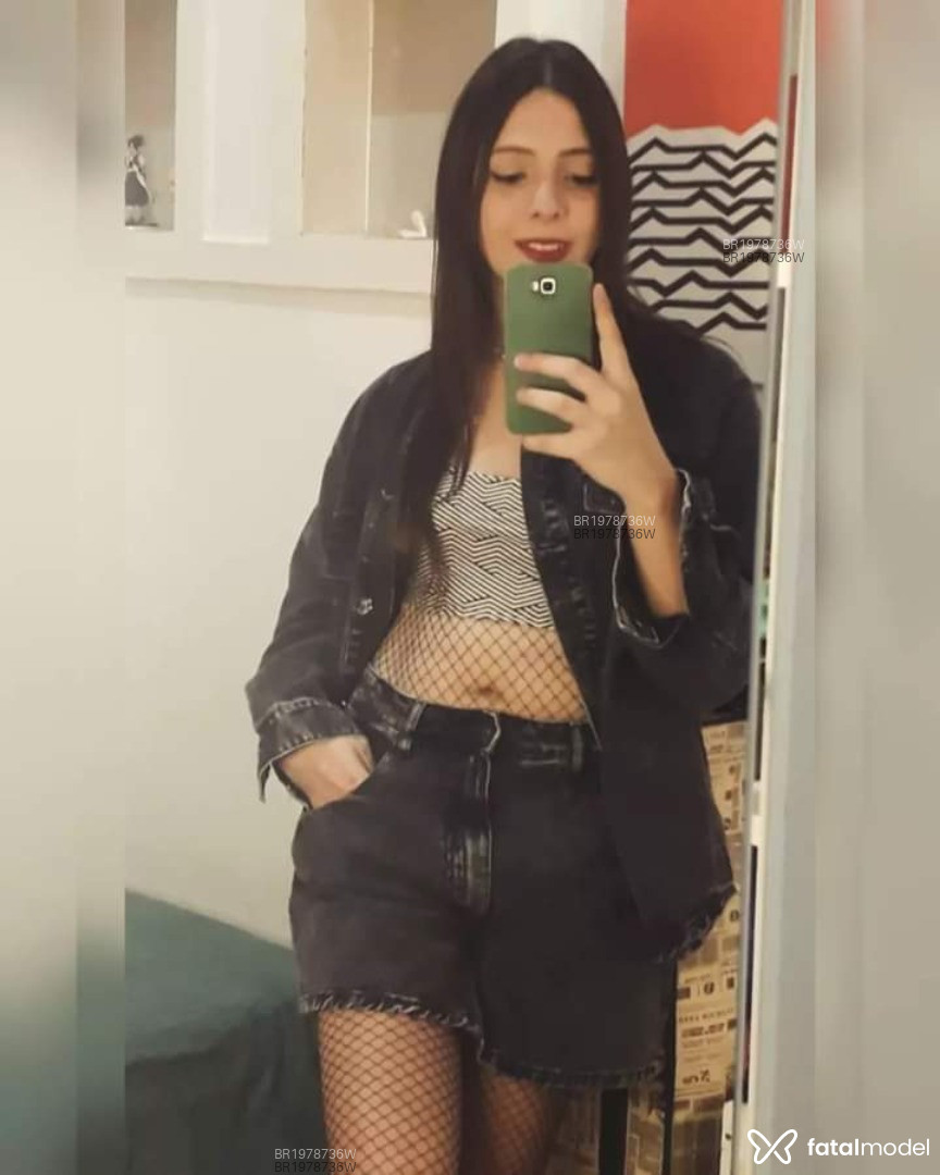 Acompanhante mulher trans com cabelo castanho de olhos castanhos em São Paulo - Rayanna