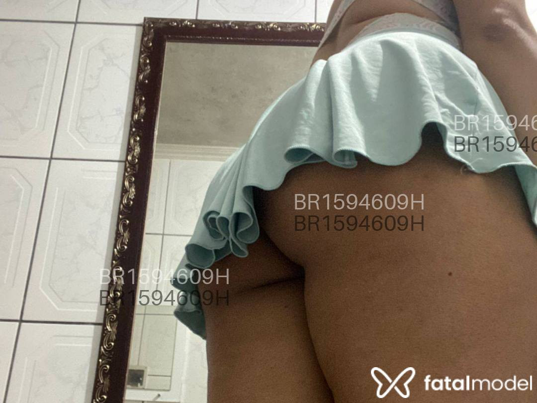 Acompanhante mulher morena (o) de olhos pretos em Virtual - Roncett