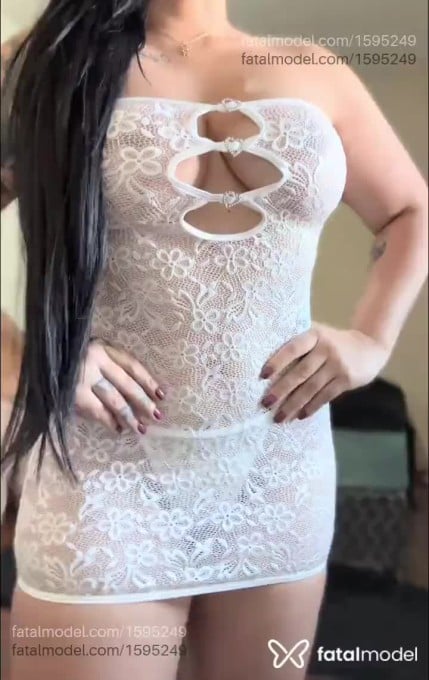 Acompanhante mulher morena (o) de olhos castanhos em Sorriso - Melinda Maia