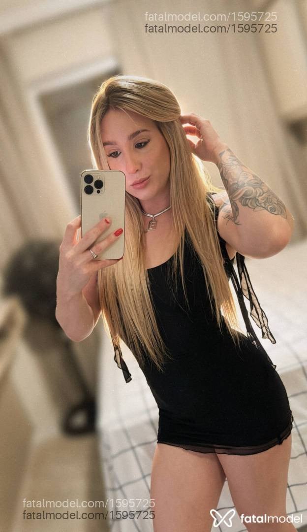 Acompanhante mulher loira (o) de olhos mel - Aline