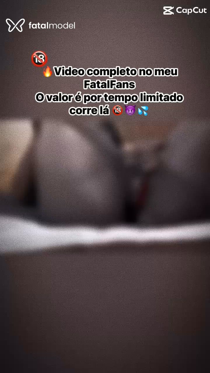 Acompanhante mulher com cabelo castanho de olhos pretos - Black Shury Acompanhante mulher com cabelo castanho de olhos pretos - Black Shury