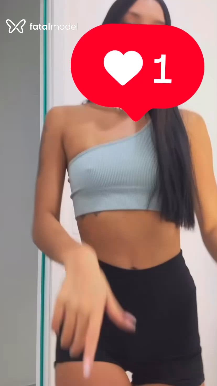 Acompanhante mulher morena (o) de olhos pretos - Jade Barcellos