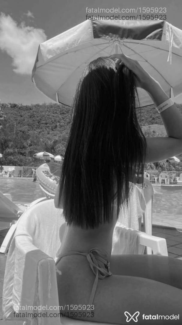 Acompanhante mulher morena (o) de olhos pretos em Londrina - Jade Barcellos