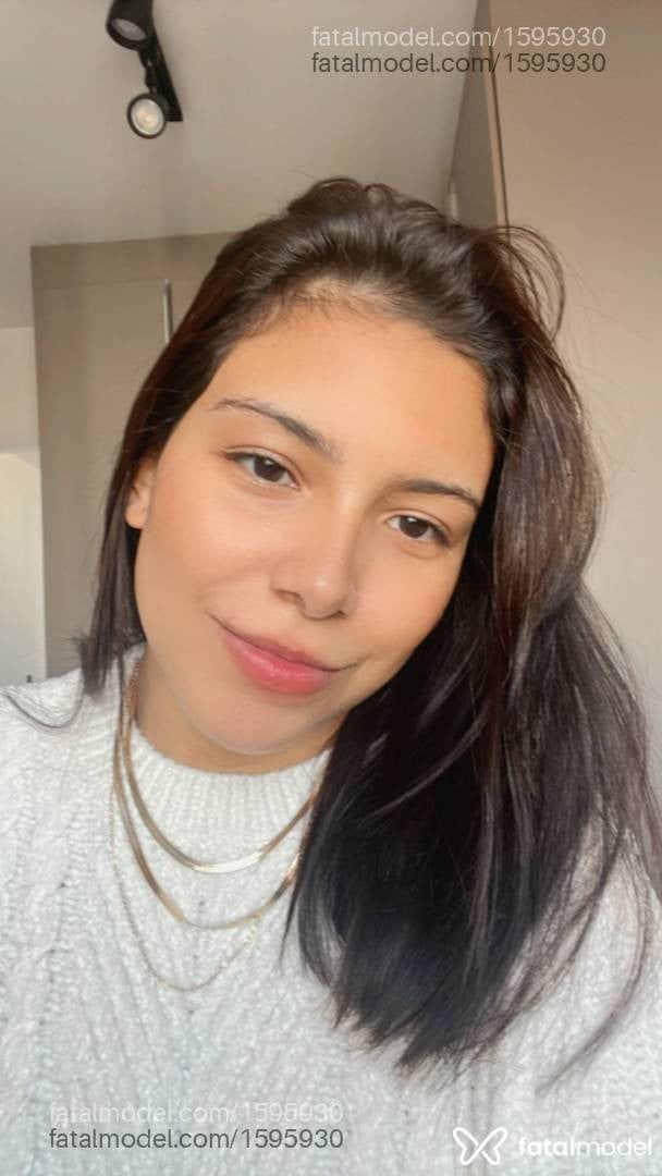 Acompanhante mulher morena (o) de olhos castanhos - Melissa Acompanhante mulher morena (o) de olhos castanhos - Melissa