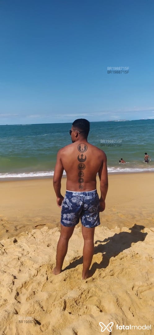 Acompanhante homem morena (o) de olhos castanhos - Walison