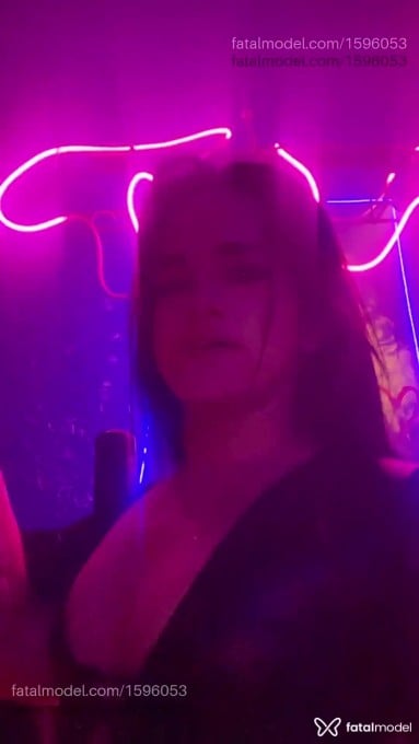 Acompanhante travesti ruiva (o) de olhos pretos em Poços de Caldas - Nalique