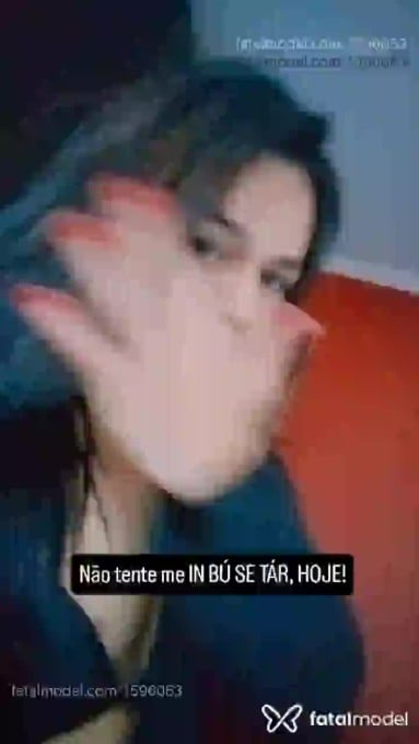 Acompanhante travesti ruiva (o) de olhos pretos em Poços de Caldas - Nalique