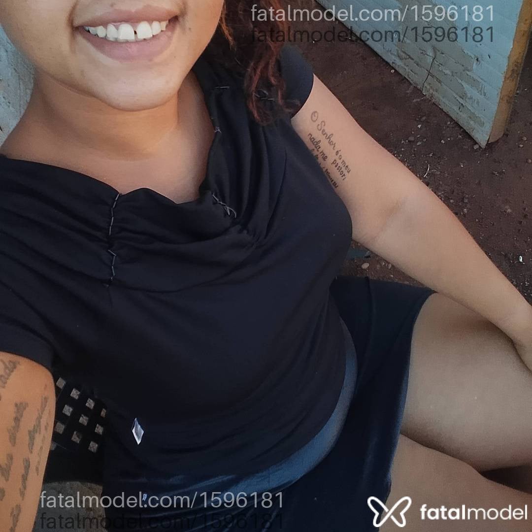 Acompanhante mulher morena (o) de olhos castanhos - Thalia Rubuda